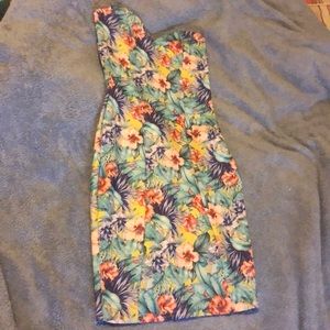 Floral dress petite
